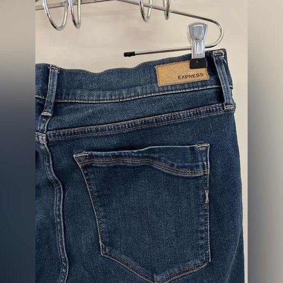 Mid Rise Cropped Jean Legging, Stretch Performance - Picture 6 of 7